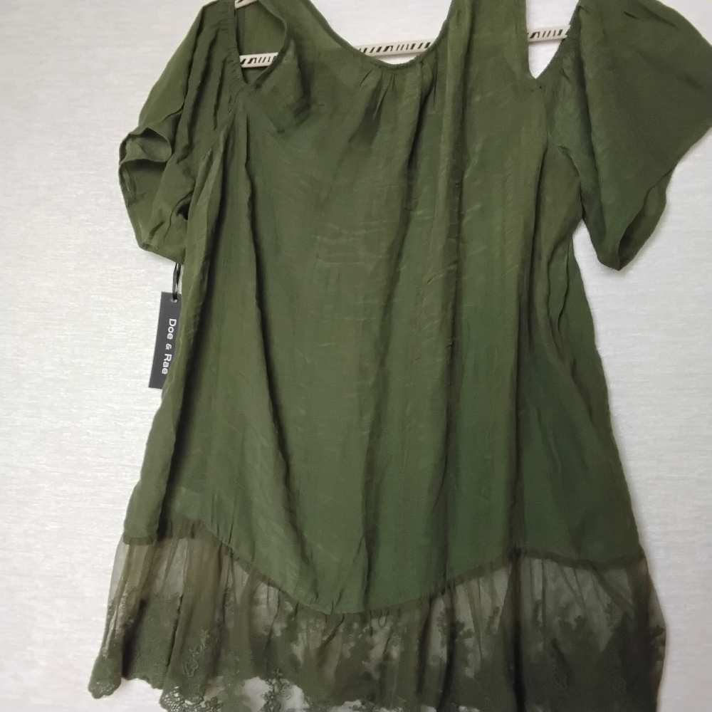 Doe & Rae Large Olive Green Puff Cold Shoulder Sleeve Blouse - Picture 6 of 10